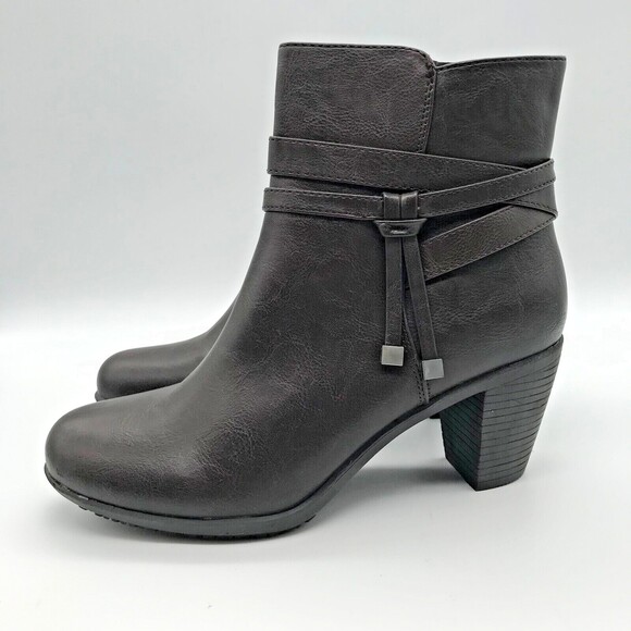 Madeline Girl Olga Ankle Booties Women's Size 8.5M Brown Faux Leather Heel Boots - Picture 1 of 11